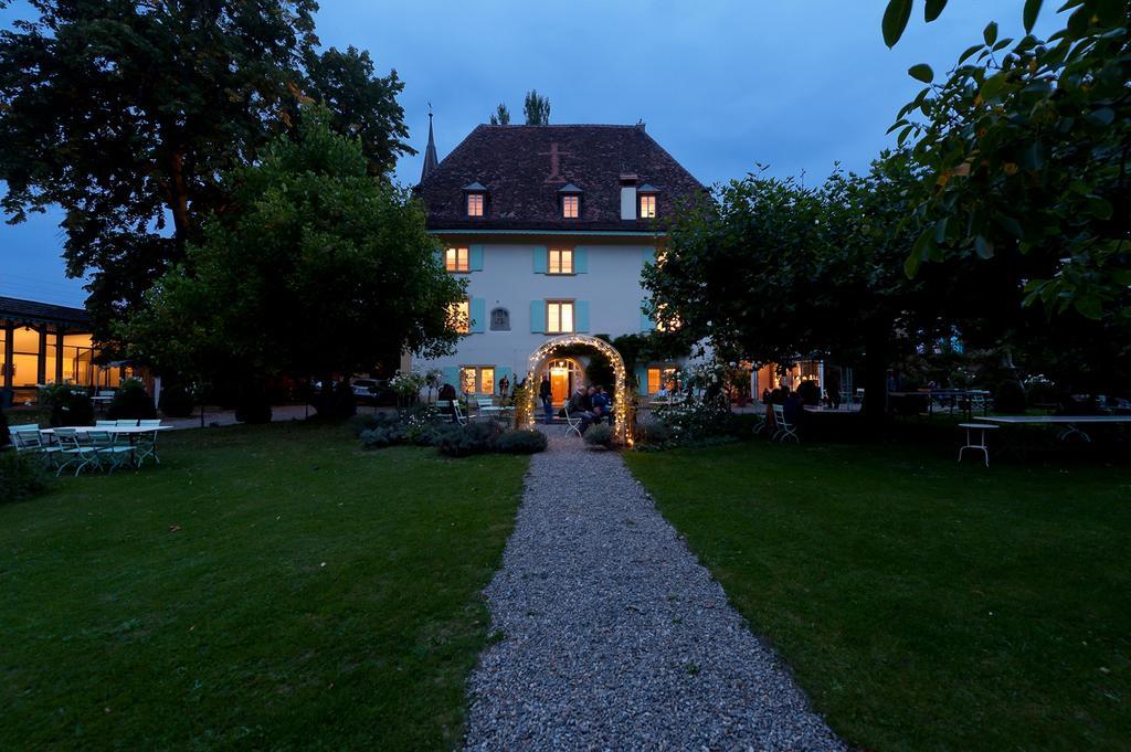 Schloss Ueberstorf - Tafeln, Tagen, Traeumen Kültér fotó