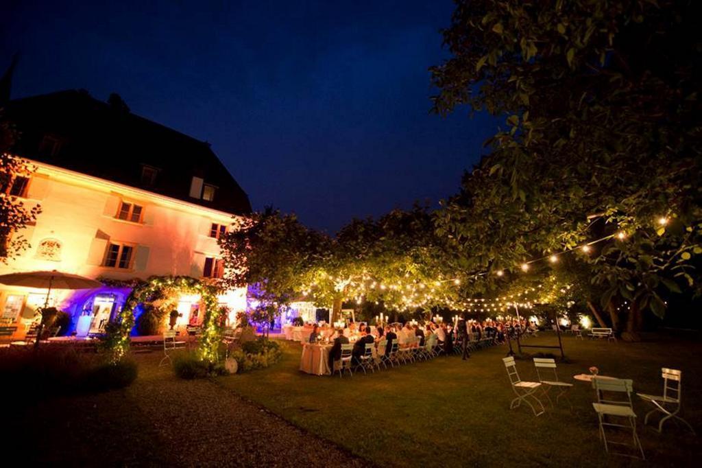 Schloss Ueberstorf - Tafeln, Tagen, Traeumen Kültér fotó